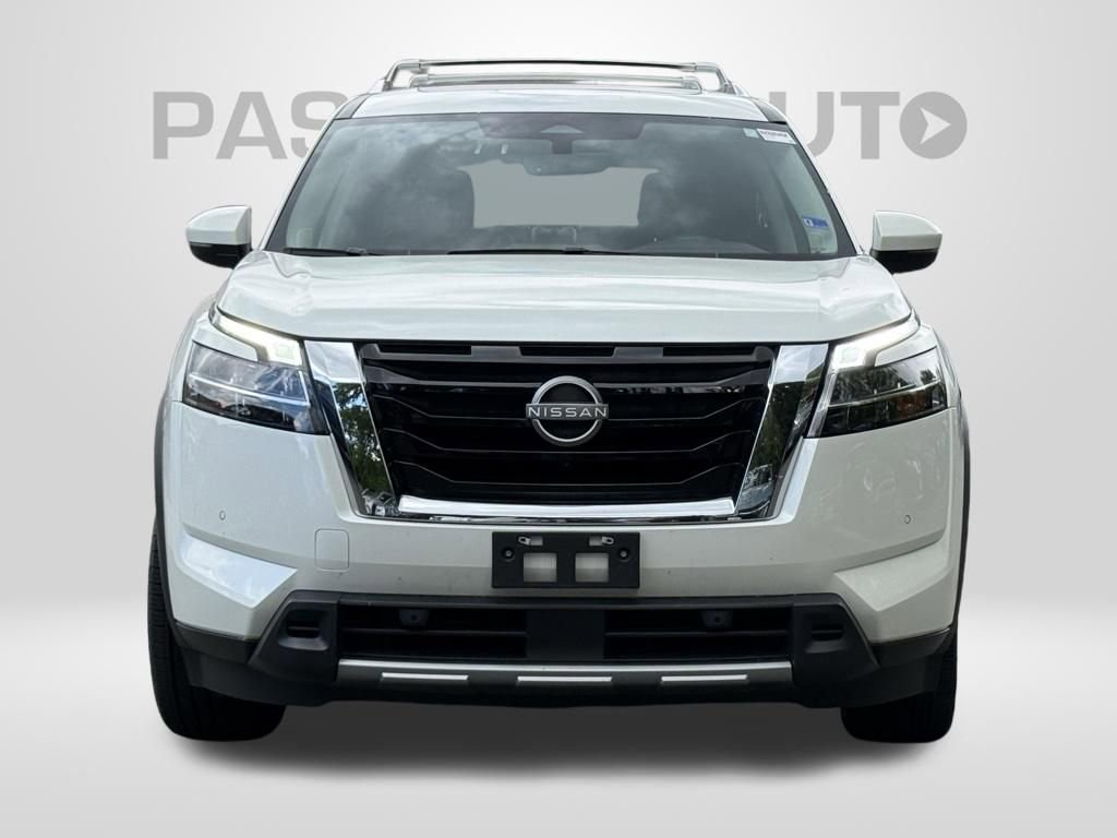 Certified 2023 Nissan Pathfinder SL w/ SL Premium Package AWD/4WD image 2