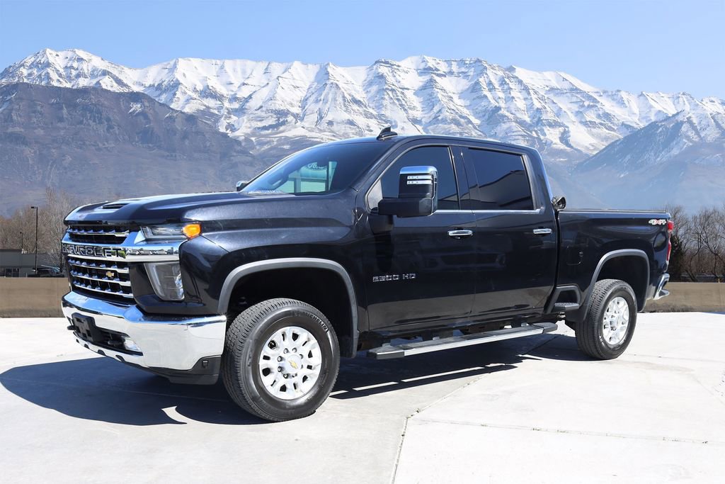Used 2022 Chevrolet Silverado 2500 LTZ w/ LTZ Convenience Package AWD/4WD image 2
