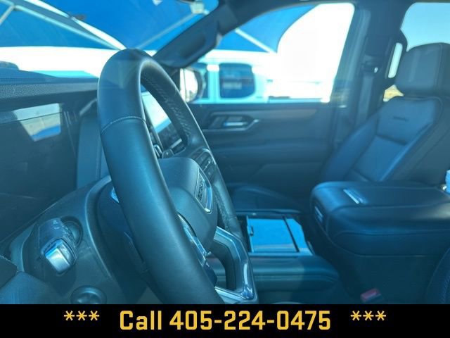 Used 2025 GMC Yukon Denali image 15