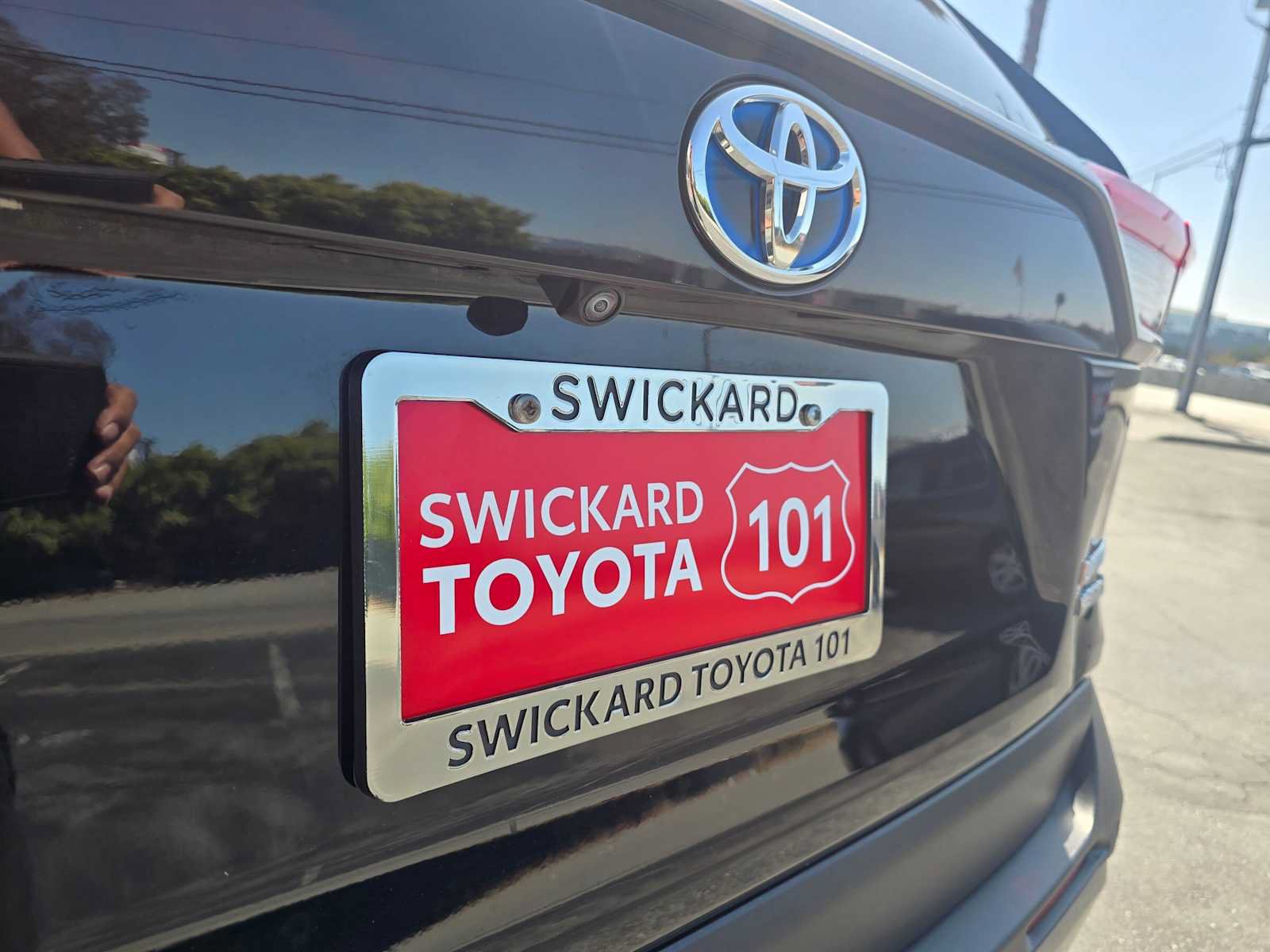 Used 2023 Toyota RAV4 Limited AWD/4WD image 13