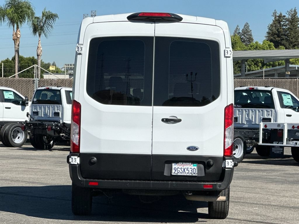 Certified 2023 Ford Transit 250 Medium Roof RWD image 4