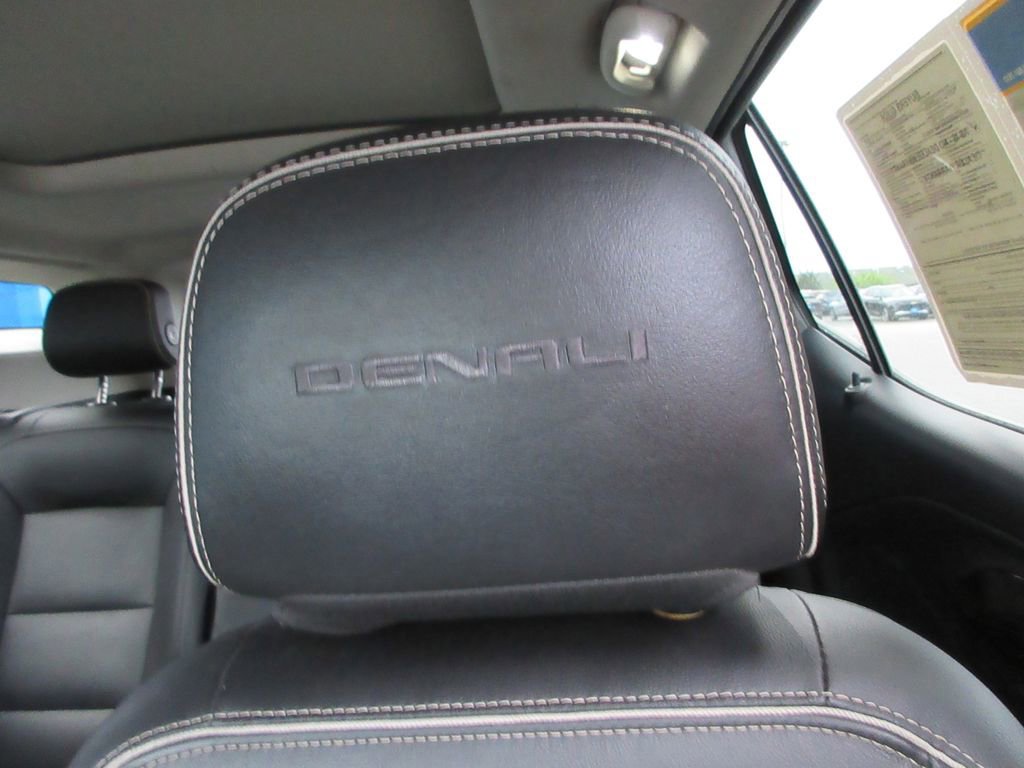 Certified 2020 GMC Terrain Denali w/ Denali Premium Package image 22