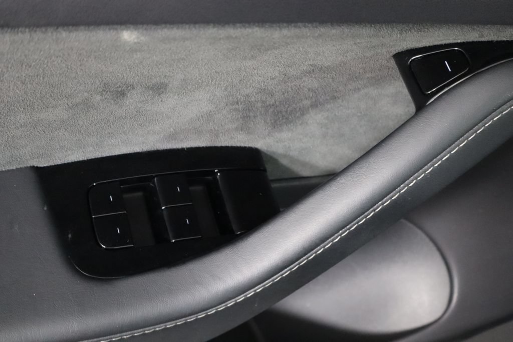 Used 2019 Tesla Model 3 Performance AWD/4WD image 18