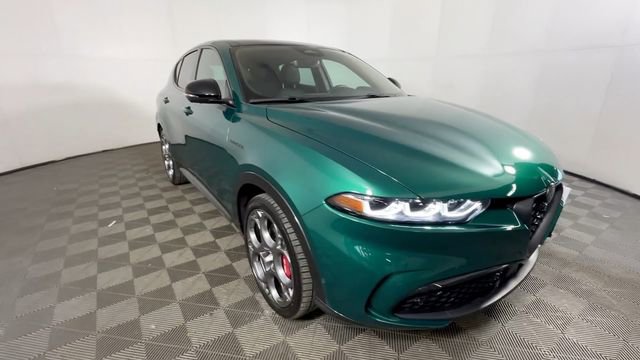 Used 2024 Alfa Romeo Tonale Ti AWD/4WD image 12