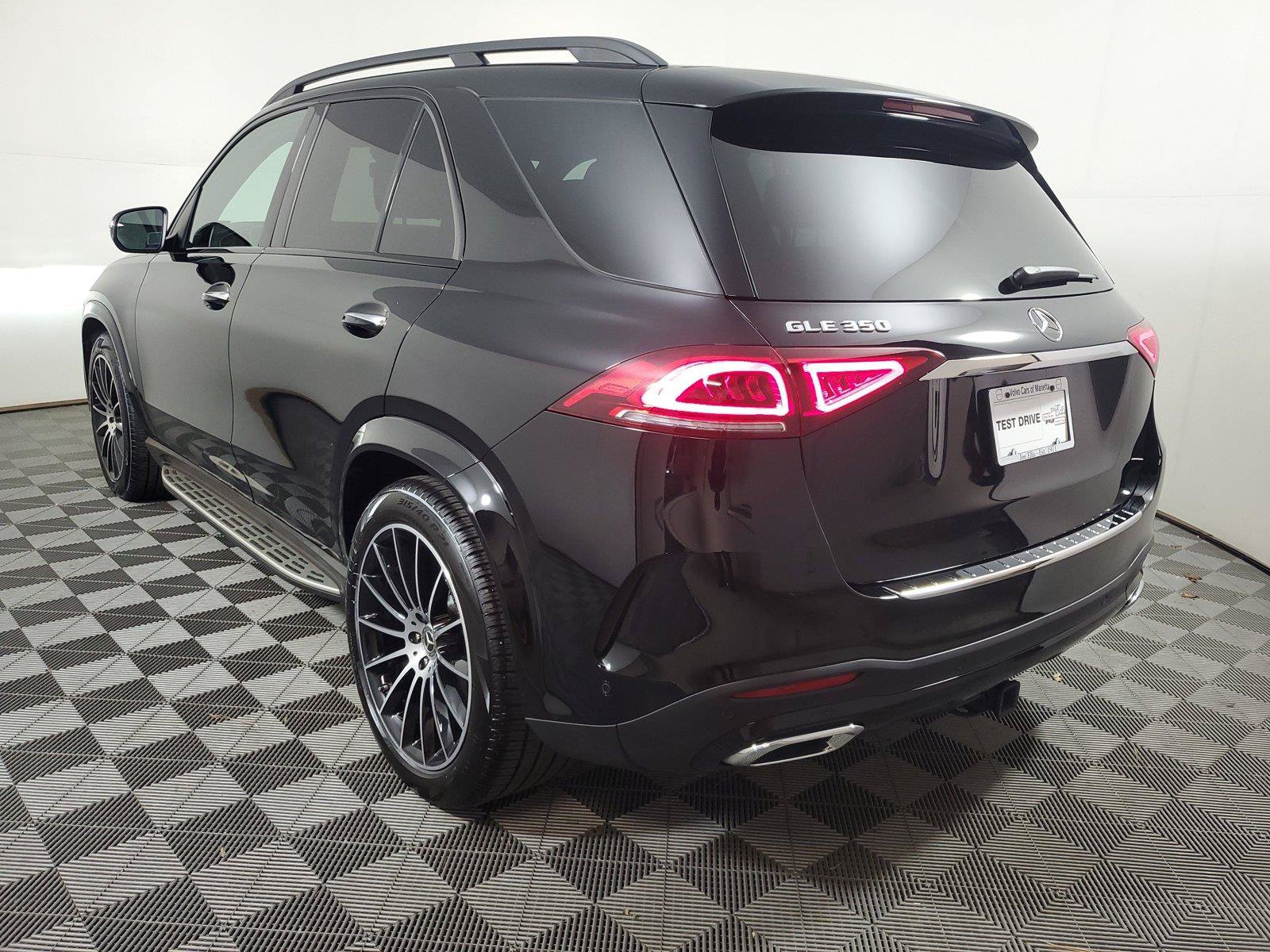Used 2021 Mercedes-Benz GLE 350 image 4