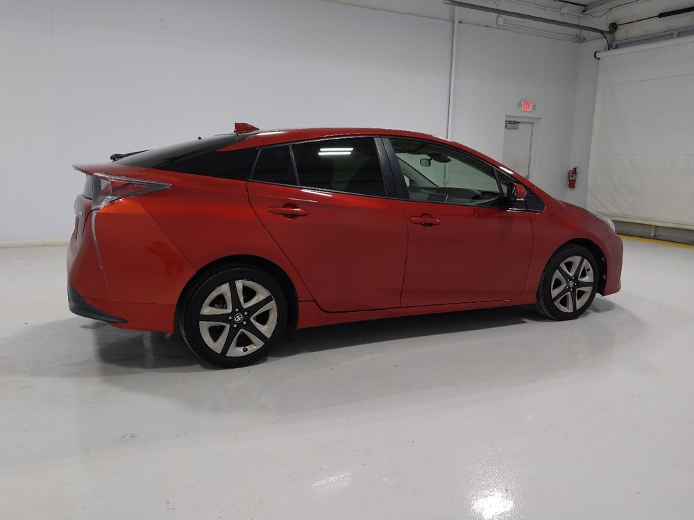 Used 2016 Toyota Prius Three Touring image 10