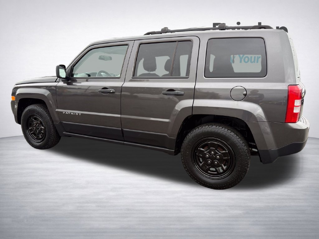 Used 2016 Jeep Patriot Sport FWD image 5