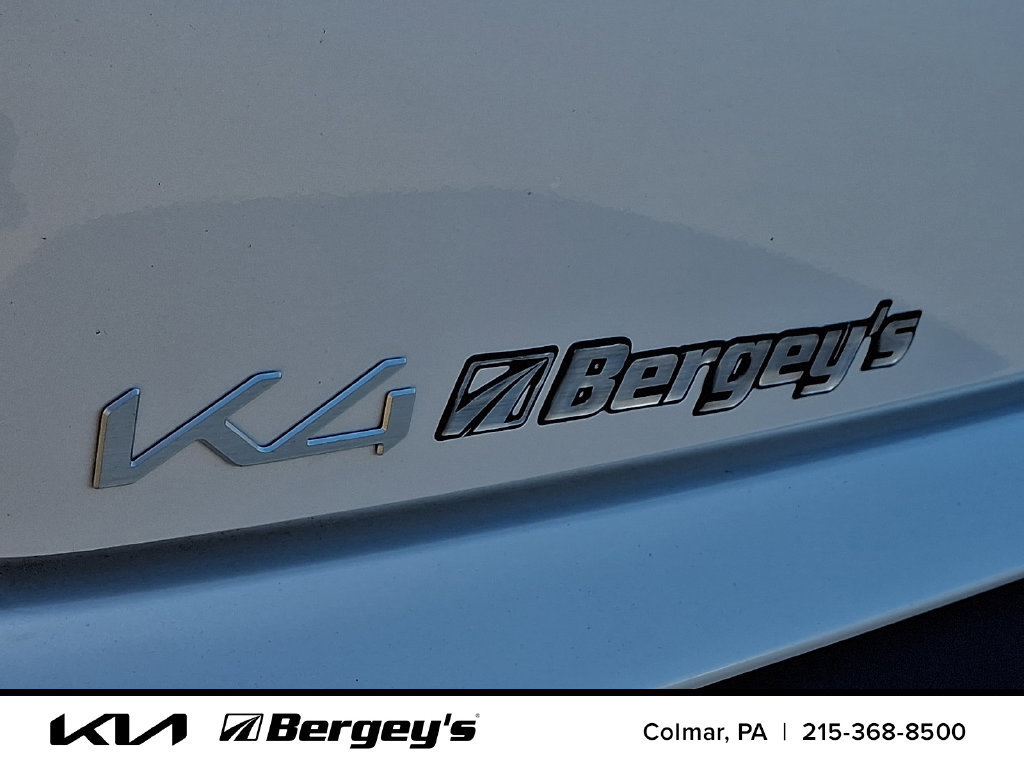 New 2026 Kia K4 FWD image 18