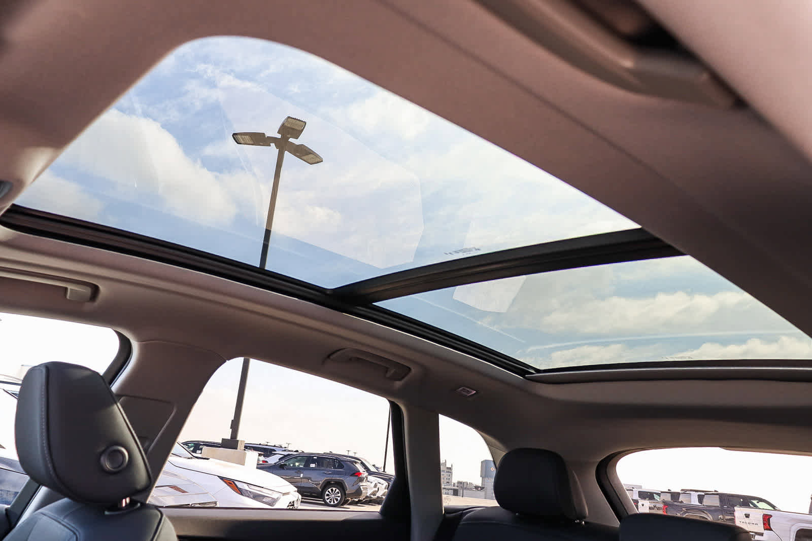 New 2025 Audi Q5 Premium image 33