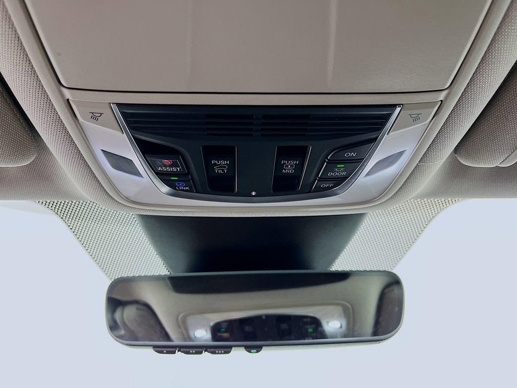 Used 2024 Acura MDX SH-AWD image 24