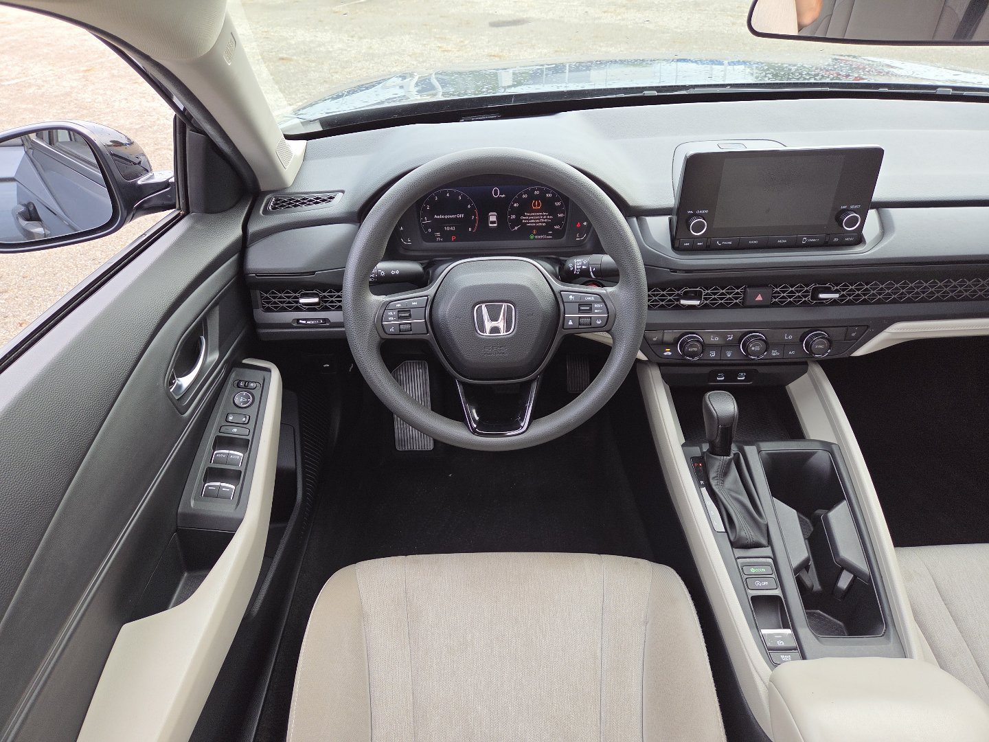 Used 2025 Honda Accord SE image 24