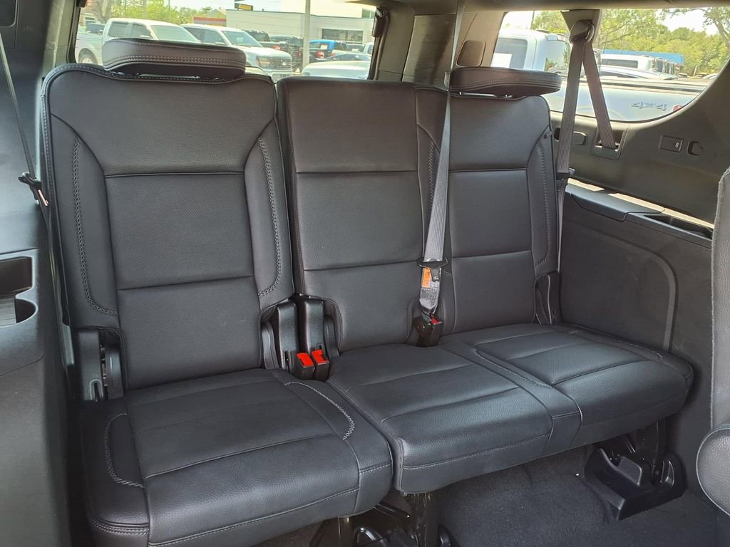 Used 2025 GMC Yukon XL Denali image 18