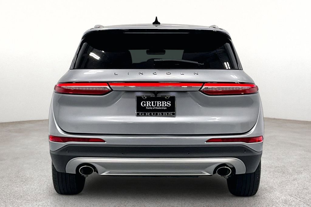 Used 2022 Lincoln Corsair Reserve w/ Elements Package FWD image 4