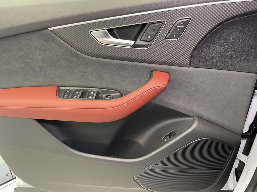 New 2026 Audi SQ8 Premium Plus AWD/4WD image 35