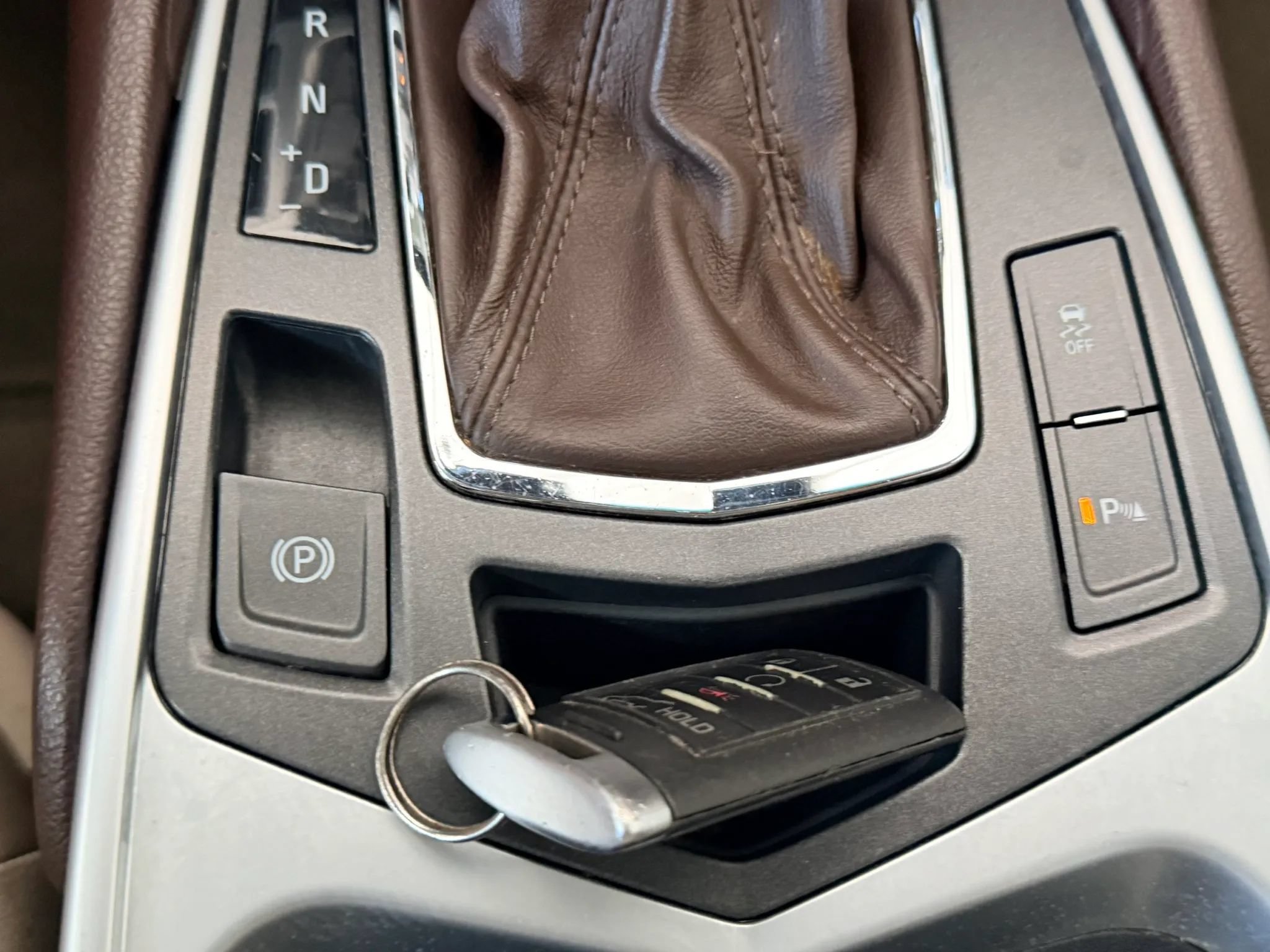 Used 2010 Cadillac SRX Luxury FWD image 23
