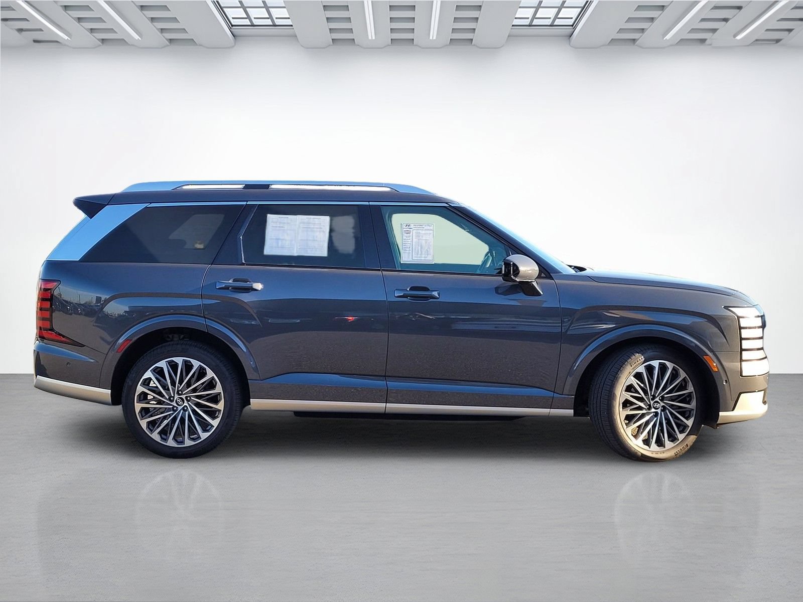 Certified 2026 Hyundai Palisade Calligraphy AWD/4WD image 11