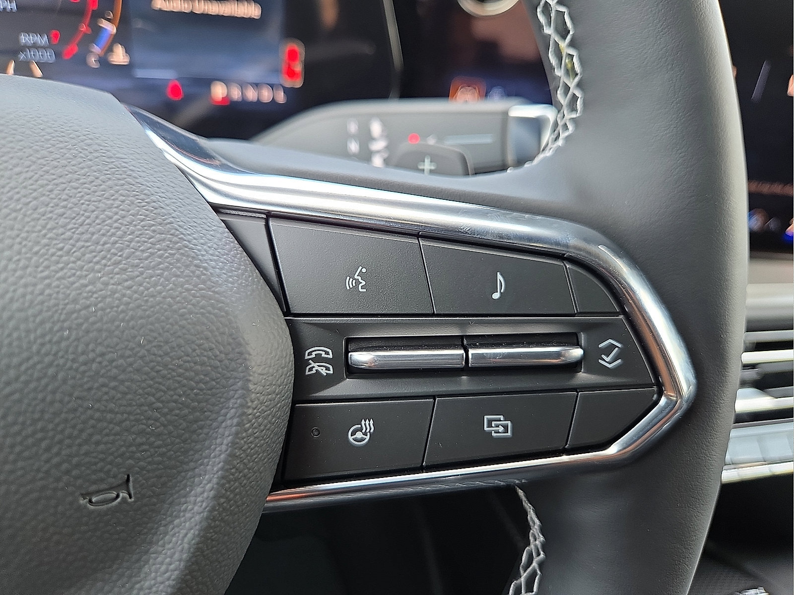 New 2027 Chevrolet Traverse LT w/ Sun and Wheel Package FWD image 20
