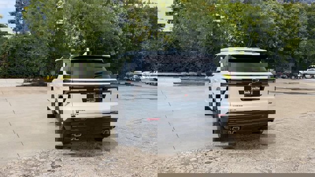 New 2026 Chevrolet Traverse RS w/ LPO, Floor Liner Package image 7