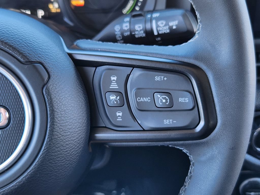 Used 2025 Jeep Wrangler Unlimited Sport S 4xe w/ Convenience Group AWD/4WD image 18