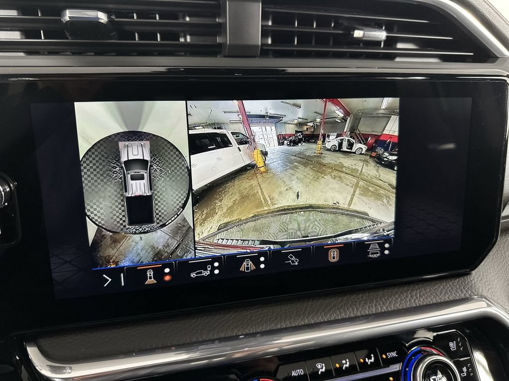 New 2026 GMC Sierra 2500 Denali w/ Denali Reserve Package AWD/4WD image 17