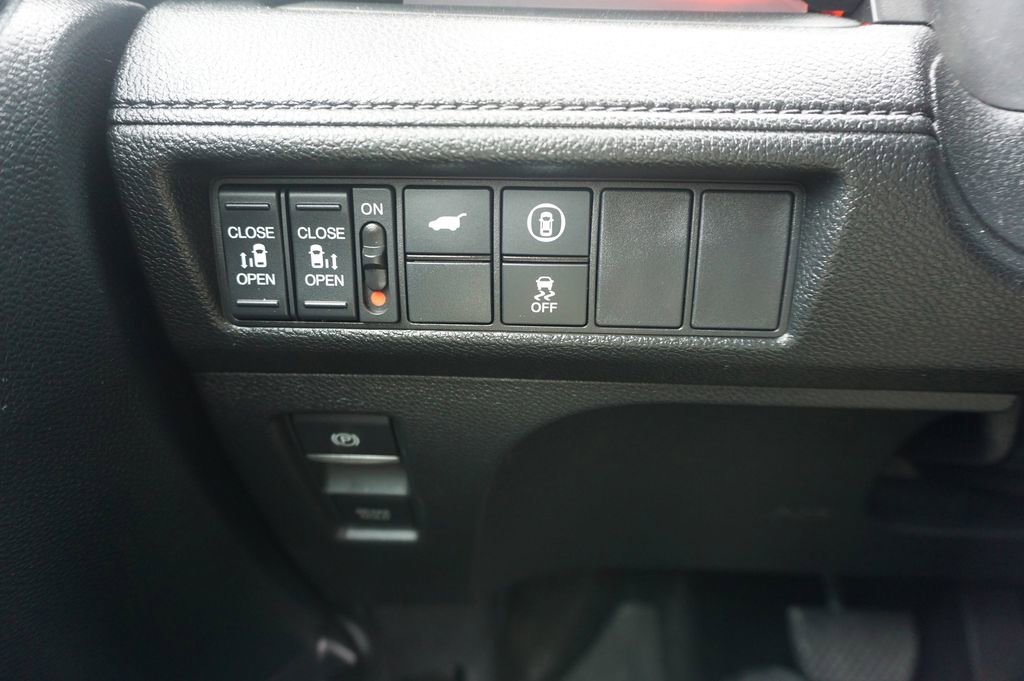 Used 2024 Honda Odyssey Sport image 5