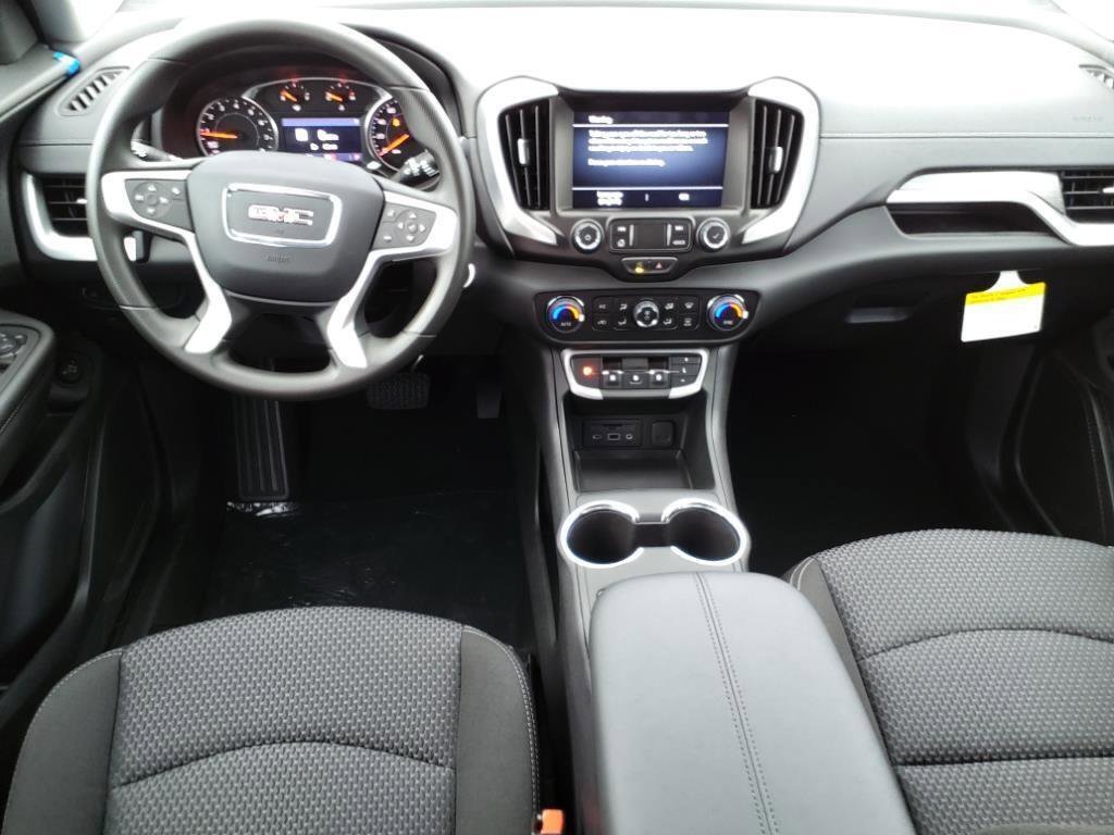 Certified 2022 GMC Terrain SLE w/ Driver Convenience Package image 7