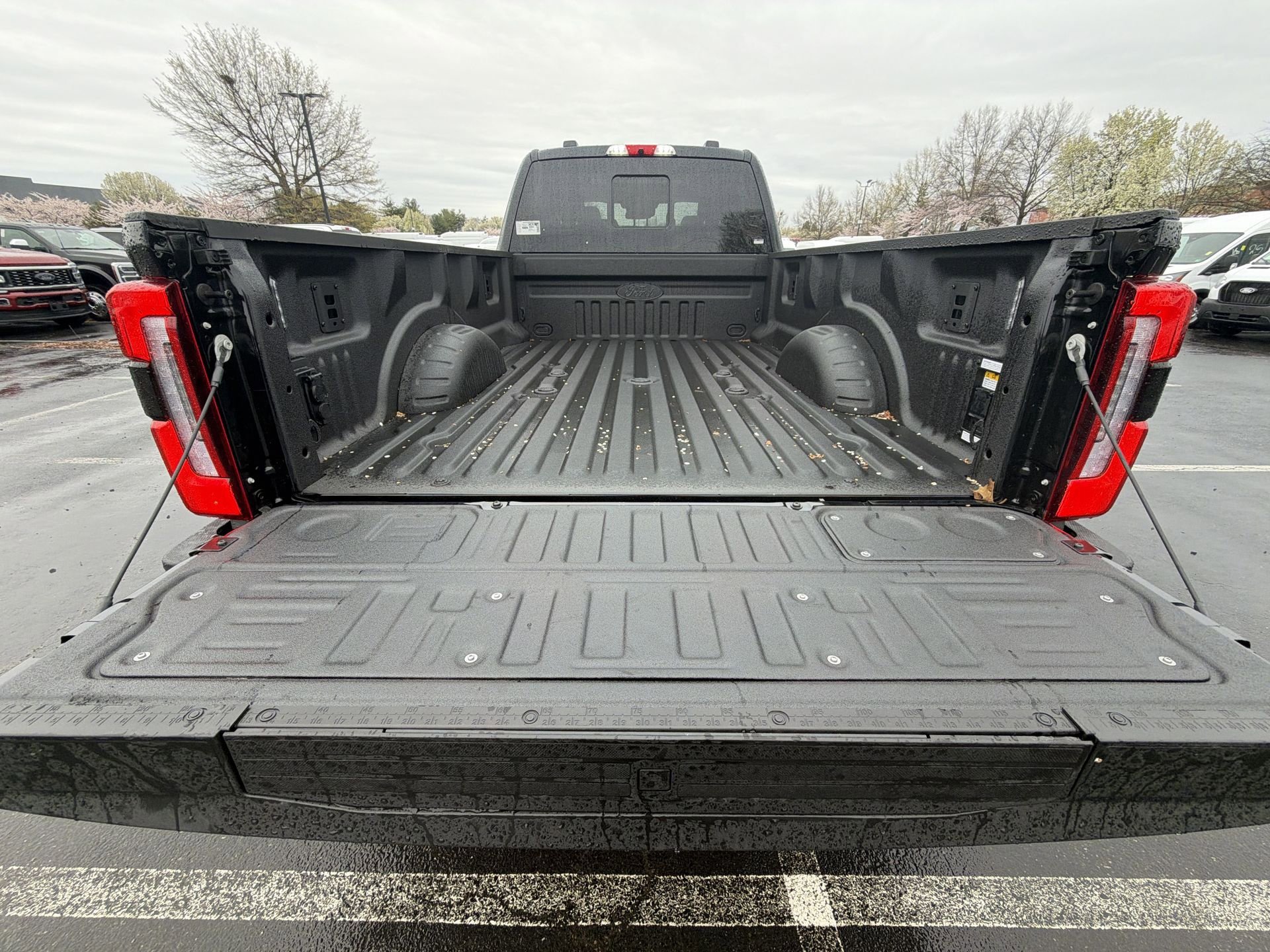 New 2026 Ford F450 Platinum w/ Platinum Plus Package AWD/4WD image 34