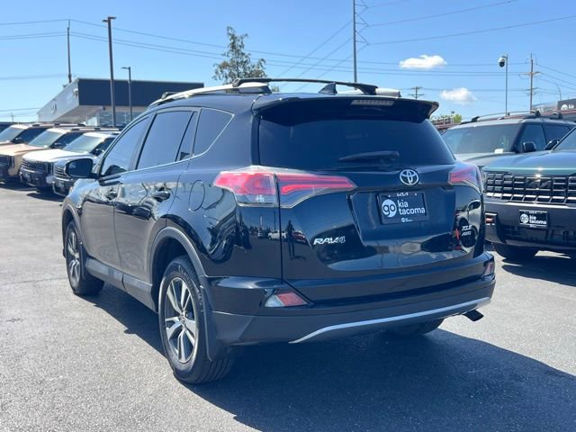 Used 2017 Toyota RAV4 XLE w/ All Weather Liner Package AWD/4WD image 5
