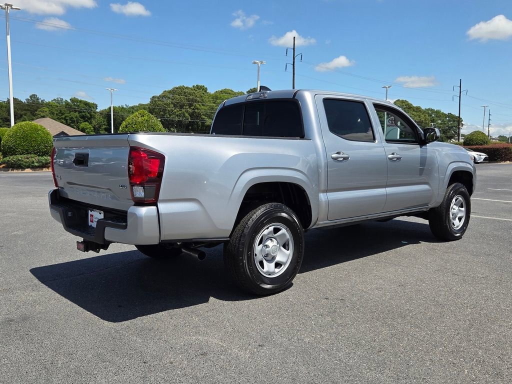 Used 2023 Toyota Tacoma SR AWD/4WD image 11