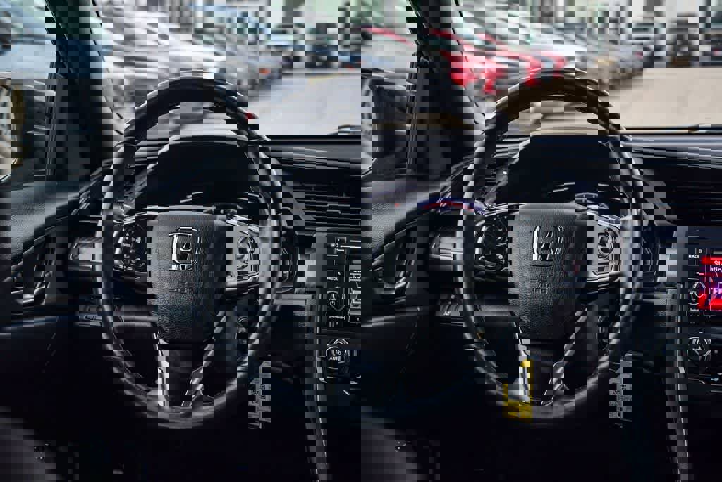 Used 2019 Honda Civic Sport image 13