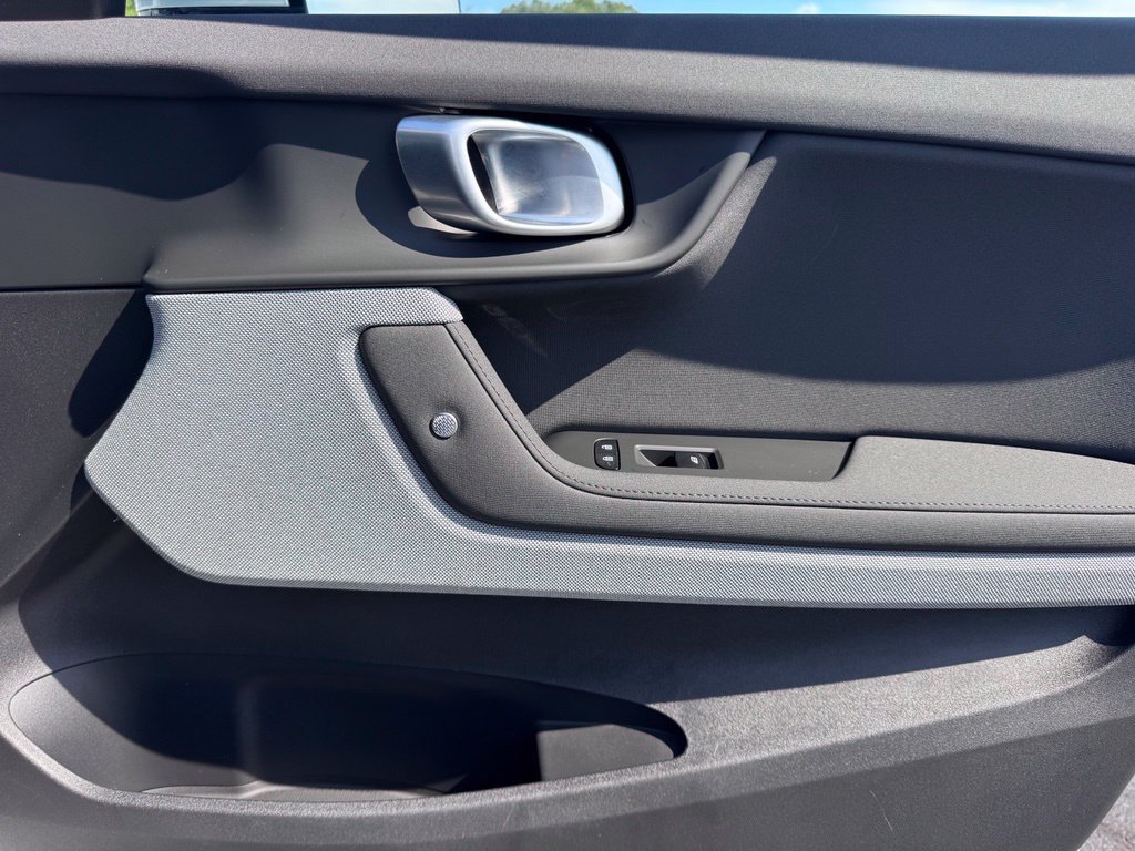 Used 2024 Polestar Polestar 2 RWD image 25