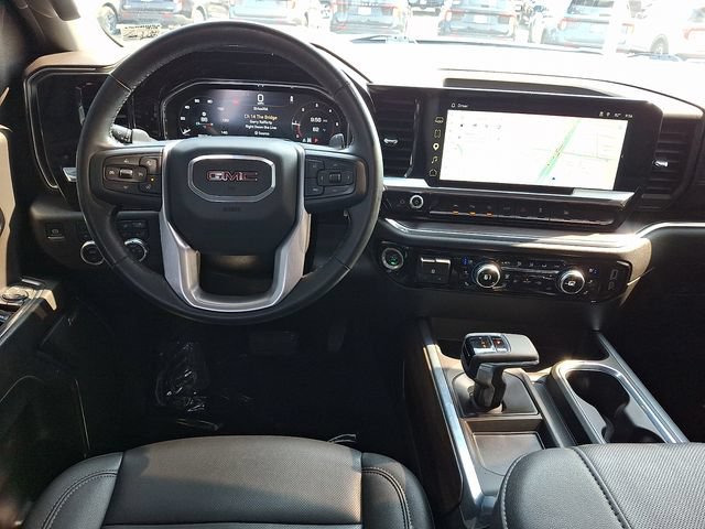 Used 2024 GMC Sierra 1500 SLT w/ SLT Premium Plus Package AWD/4WD image 11