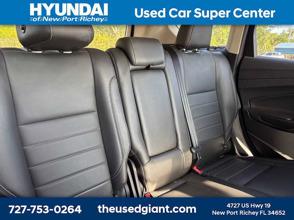 Used 2015 Ford Escape Titanium w/ Equipment Group 301A image 9