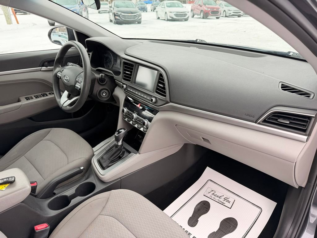 Used 2020 Hyundai Elantra SEL image 29