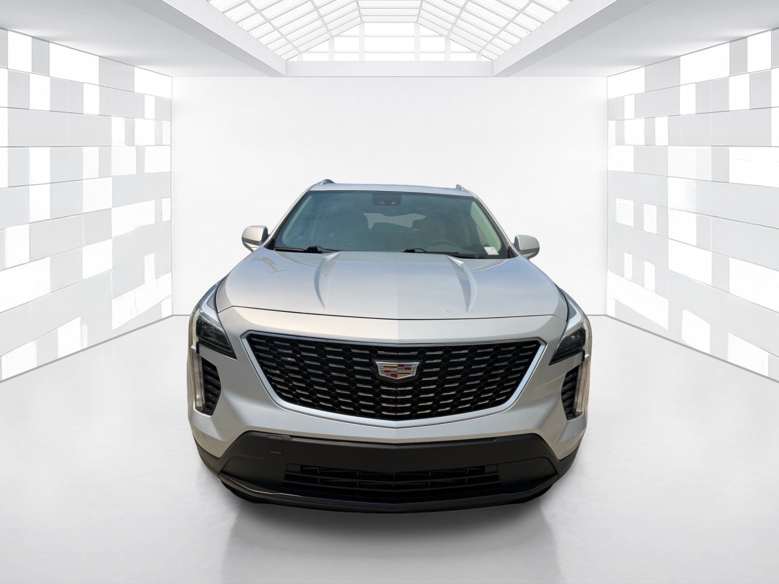 Used 2020 Cadillac XT4 Luxury FWD image 2