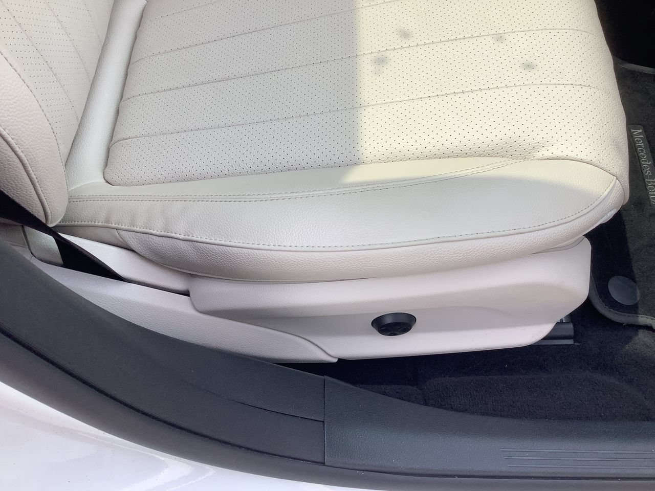 Used 2021 Mercedes-Benz E 350 Sedan image 34