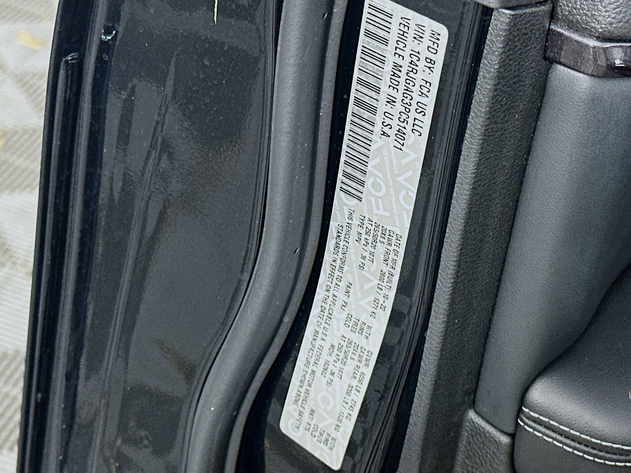 Used 2023 Jeep Grand Cherokee Altitude image 12