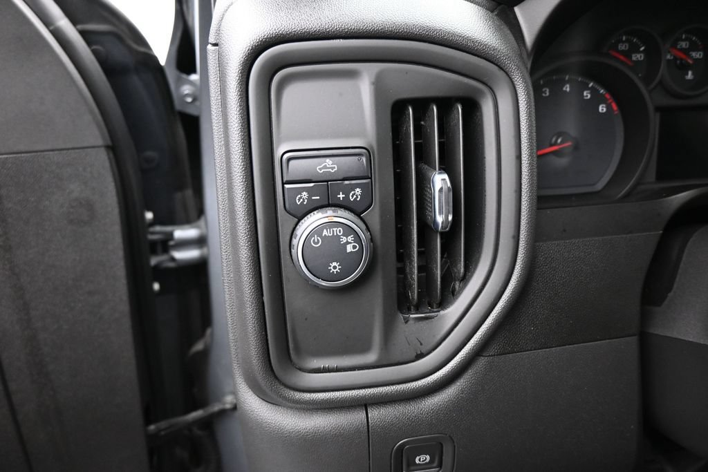Used 2021 Chevrolet Silverado 1500 Custom RWD image 12