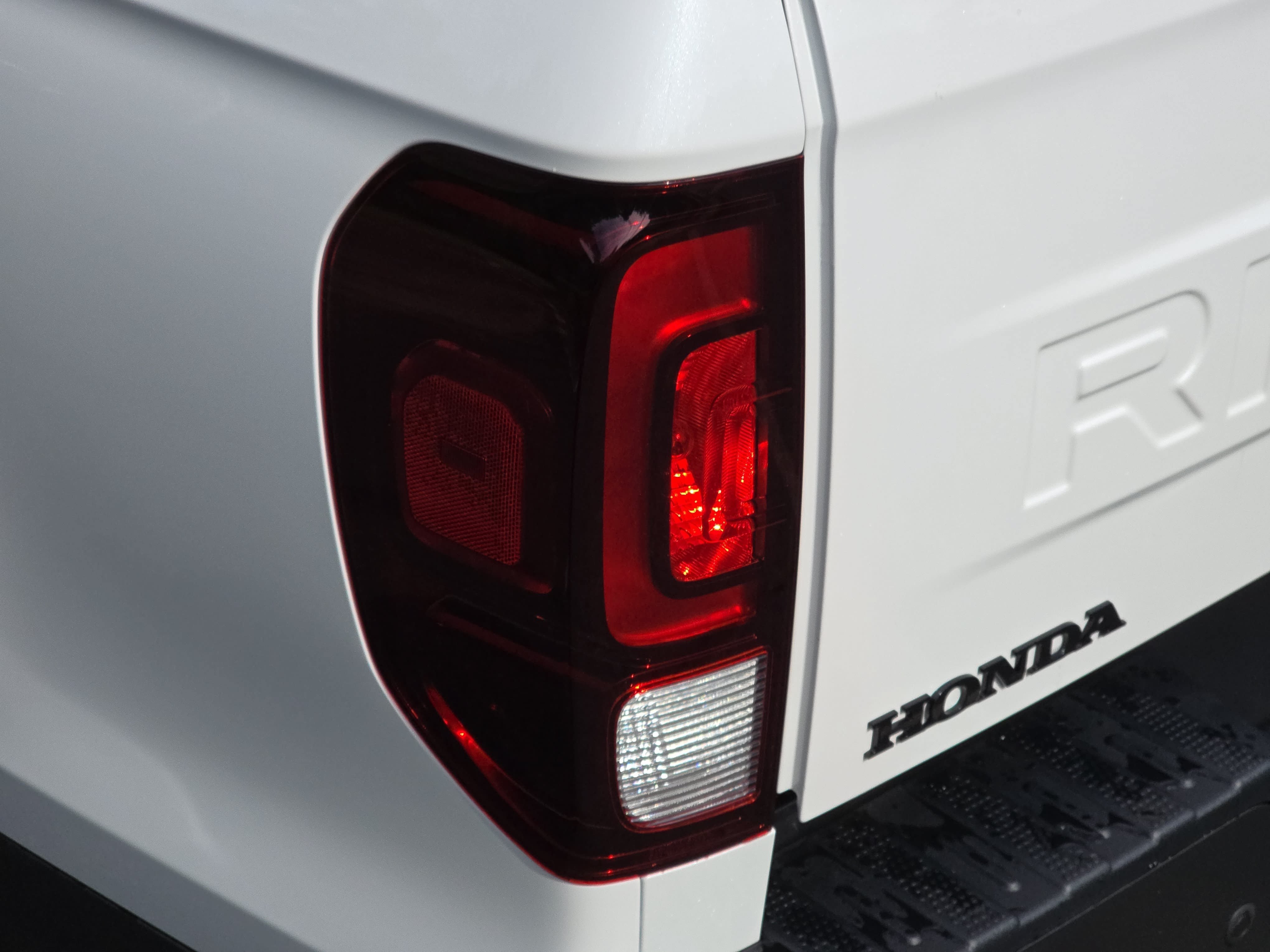 New 2026 Honda Ridgeline Black Edition image 35
