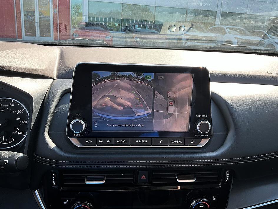 Used 2021 Nissan Rogue SV w/ Premium Package FWD image 17