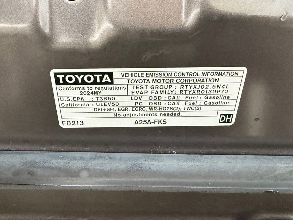 Used 2024 Toyota Camry LE image 34