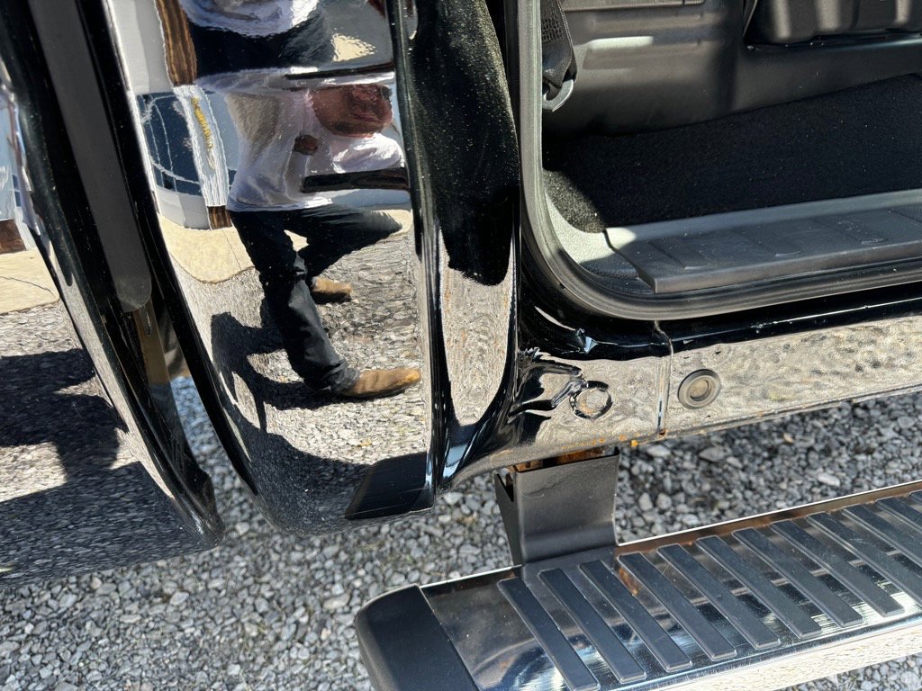 Used 2016 Ford F250 Lariat w/ Chrome Package image 21