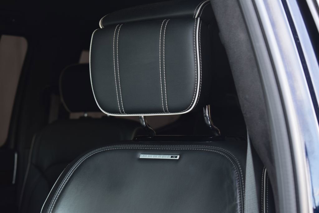 Used 2022 Jeep Grand Wagoneer Series II w/ Premium Group II image 21