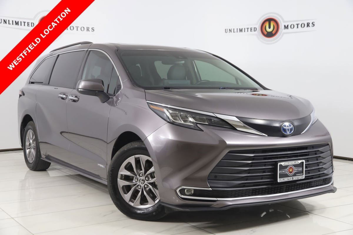 Used 2021 Toyota Sienna XLE