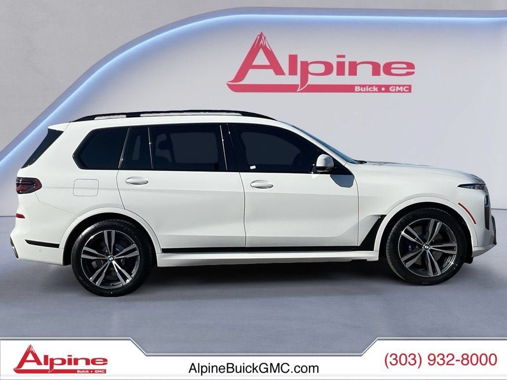 Used 2023 BMW X7 xDrive40i w/ M Sport Package AWD/4WD image 6