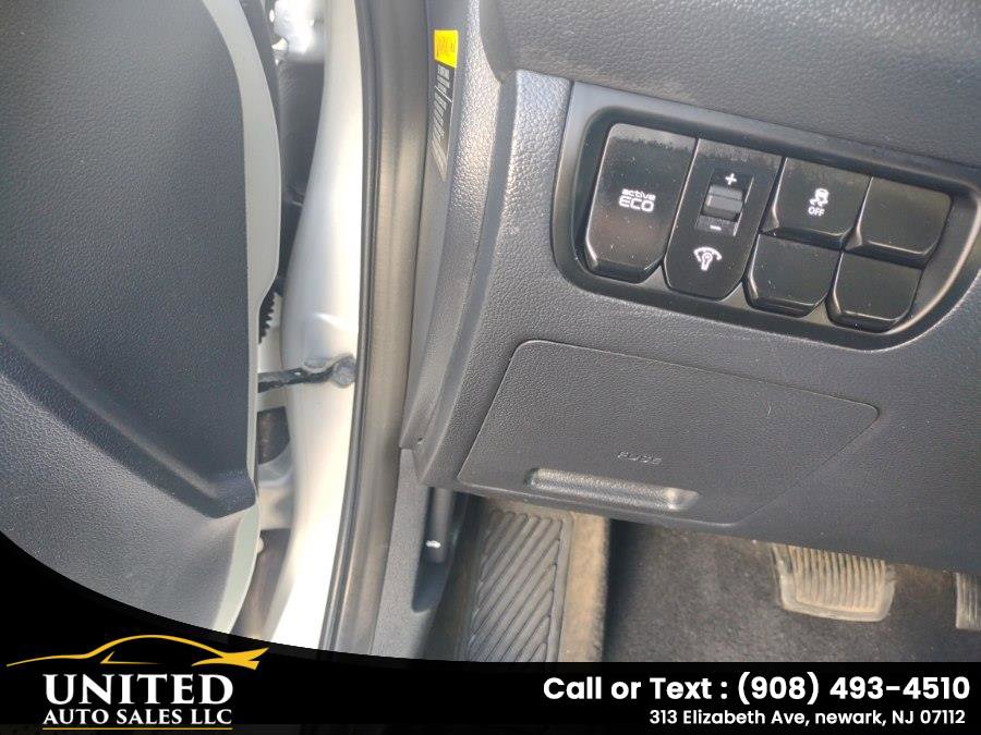 Used 2016 Kia Rio LX FWD image 19
