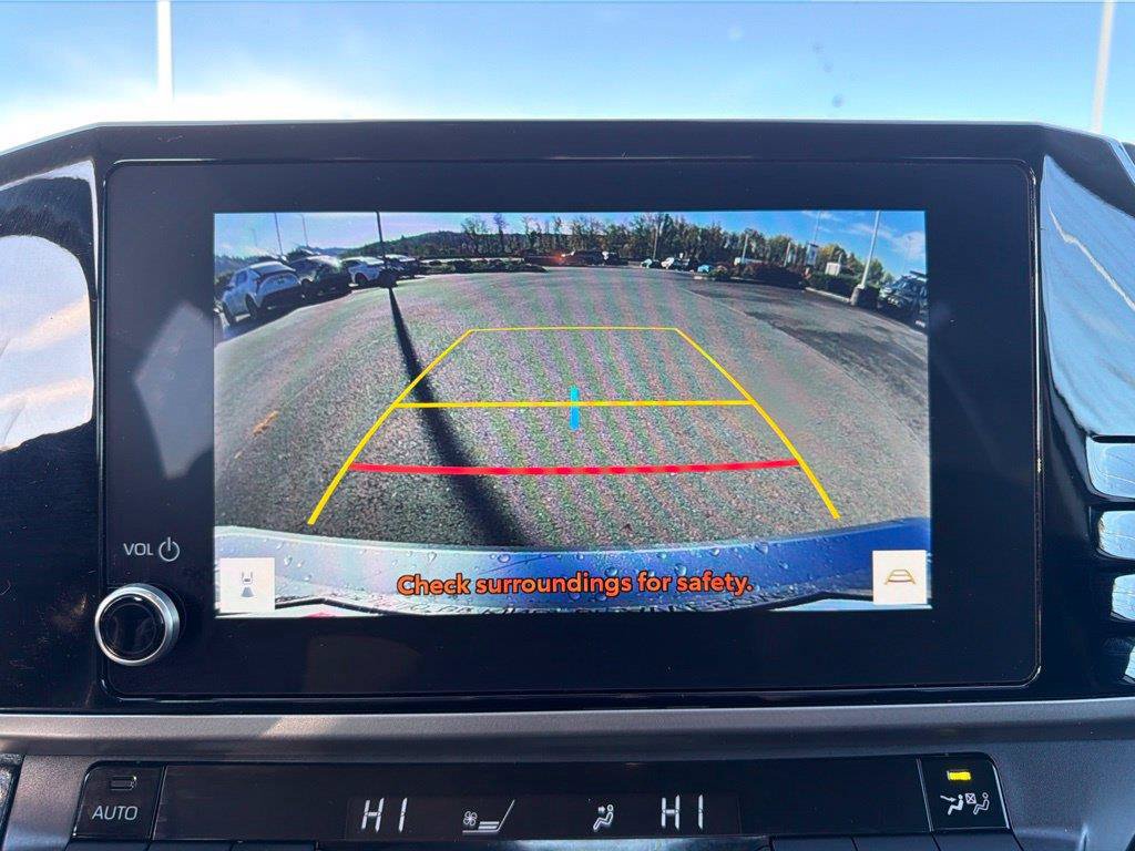 Used 2025 Toyota Camry LE FWD image 16