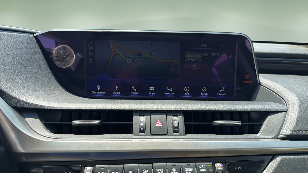 Used 2020 Lexus ES 300h w/ Premium Package FWD image 26