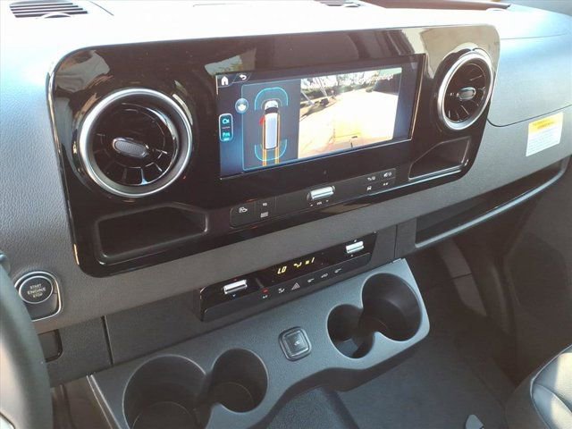 New 2025 Mercedes-Benz Sprinter 2500 image 7