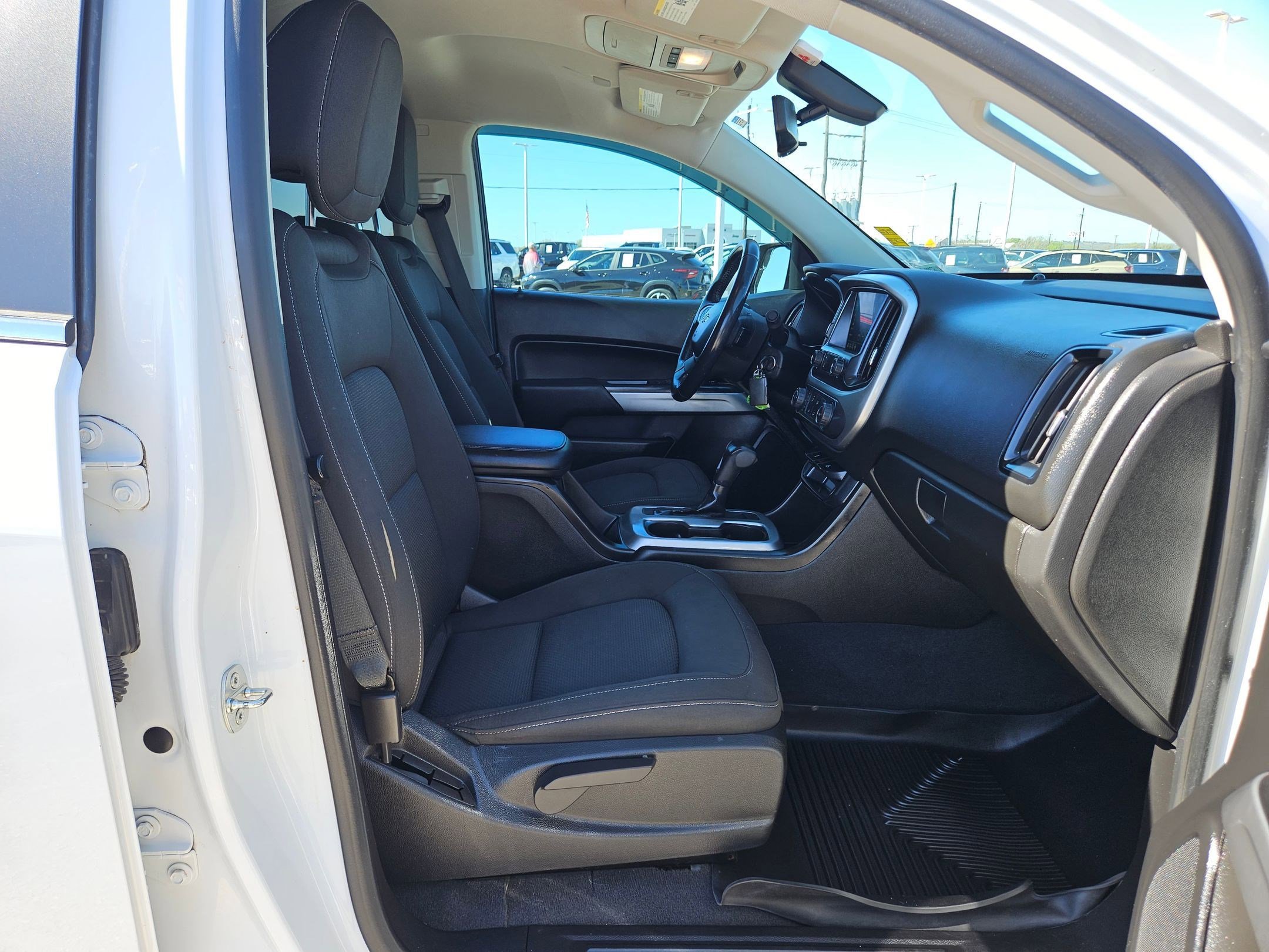 Used 2019 Chevrolet Colorado LT image 27